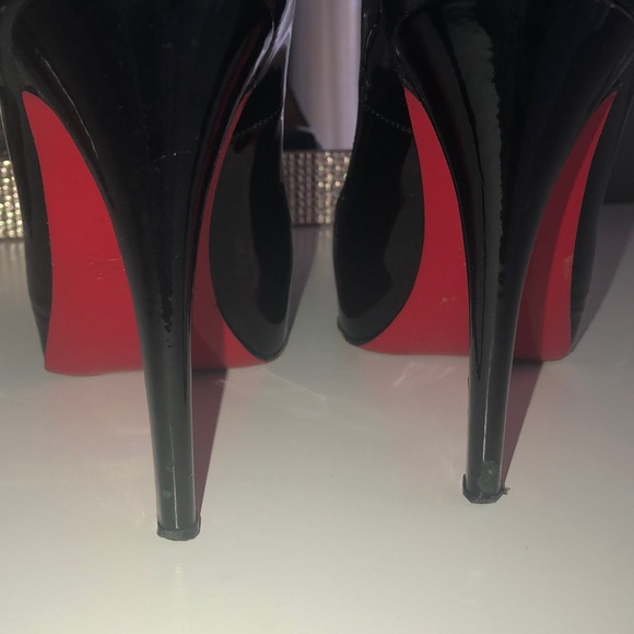 Authentic Christian louboutin - Picture 3 of 4